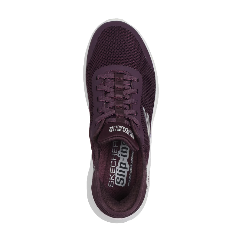124843-03-Skechers-privat